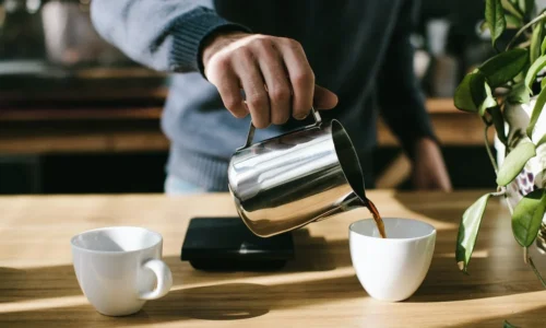 Koffein im Büro: Kaffeemaschine wird zum Dauergast 